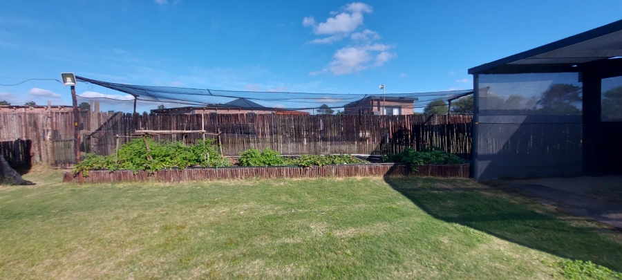 3 Bedroom Property for Sale in Albertinia Western Cape